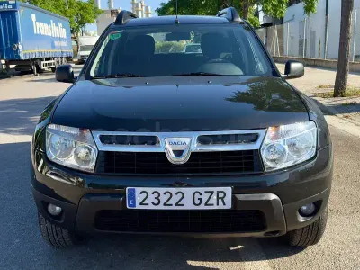 Usado Dacia Duster Ambiance 105 CV (77 kW) 2010 Negro SUV