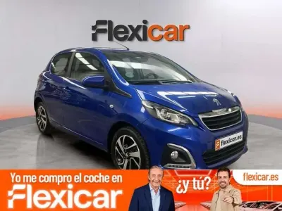 Usado Peugeot 108 Allure 69 CV (50 kW) 2021 Azul Utilitario