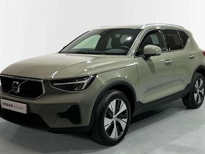 Usado 2024 Volvo XC40 Core SUV | 37.500 € (Caro)
