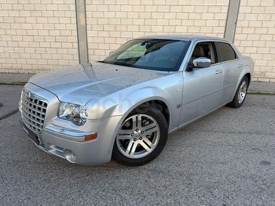 Usado Chrysler 300C Executive 218 CV (160 kW) 2008 Gris / plata Berlina