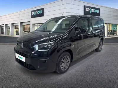 Usado Citroën Berlingo 130 CV (95 kW) 2025 Negro Monovolumen