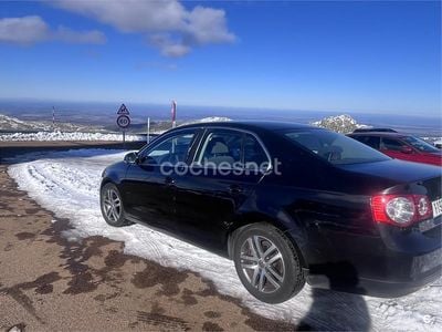 Negro Usado 2006 VW Jetta Advance Berlina | 5499 € (Precio justo)