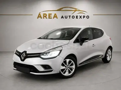 Usado Renault Clio IV LIMITED 95 CV (69 kW) 2016 Gris / plata Berlina