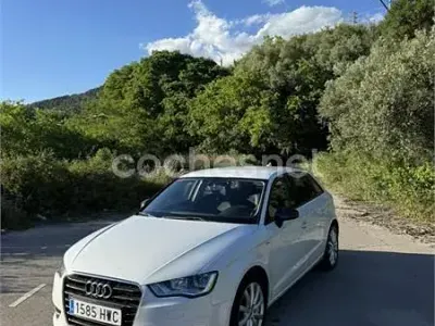 Usado Audi A3 Ambition 105 CV (77 kW) 2014 Blanco Berlina
