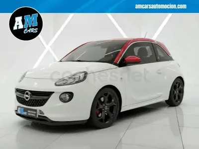 Usado Opel Adam Rocks 150 CV (110 kW) 2017 Blanco Utilitario
