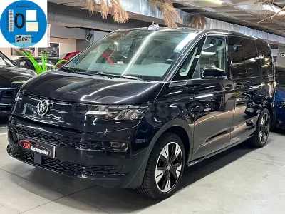 Usado VW Multivan Life 245 CV (180 kW) 2025 Negro Monovolumen
