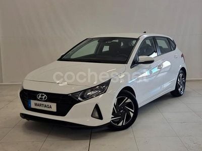 Blanco Usado 2023 Hyundai i20 Berlina | 15.400 € (Precio justo)