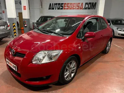 Usado Toyota Auris 101 CV (74 kW) 2009 Rojo Utilitario