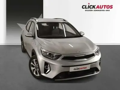 Usado Kia Stonic Active 101 CV (74 kW) 2026 Plateado SUV