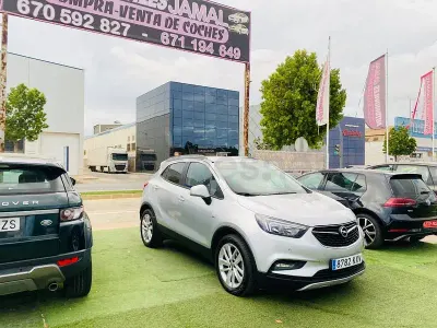 Usado Opel Mokka X 140 CV (102 kW) 2019 Gris / plata SUV