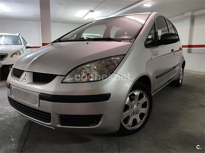 Gris / plata Usado 2006 Mitsubishi Colt Invite Monovolumen | 2600 € (Precio justo)