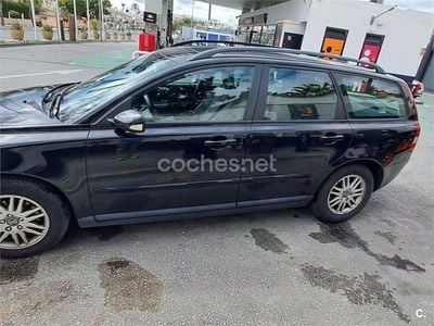 Usado Volvo V50 Momentum 110 CV (80 kW) 2005 Negro Familiar