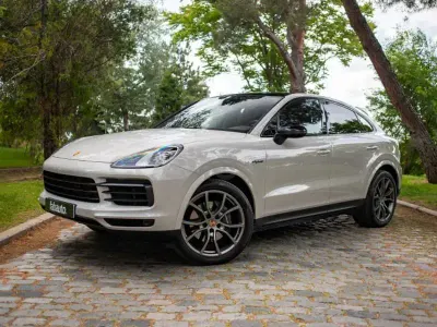 Usado Porsche Cayenne 462 CV (339 kW) 2022 Beige SUV