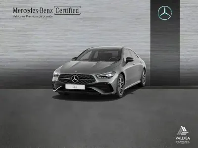 Usado Mercedes CLA200 163 CV (119 kW) 2025 Gris Berlina