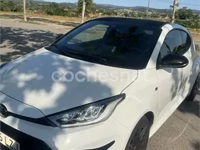 Usado Toyota Yaris 261 CV (191 kW) 2022 Blanco Utilitario