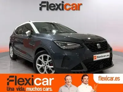 Usado Seat Arona FR 150 CV (110 kW) 2023 Gris SUV