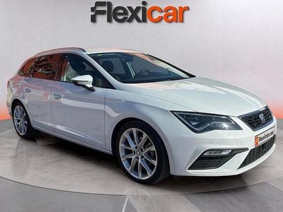 Usado Seat Leon Reference 115 CV (84 kW) 2018 Blanco Berlina