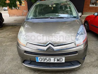Usado Citroën Grand C4 Picasso 110 CV (80 kW) 2007 Beige Monovolumen