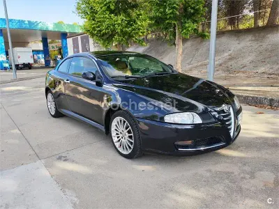 Usado Alfa Romeo GT Distinctive 150 CV (110 kW) 2007 Negro Coupe