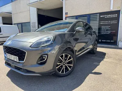 Usado Ford Puma ST-Line 155 CV (114 kW) 2020 Gris / plata SUV