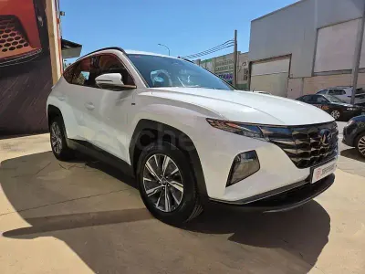 Usado Hyundai Tucson 136 CV (100 kW) 2022 Blanco SUV