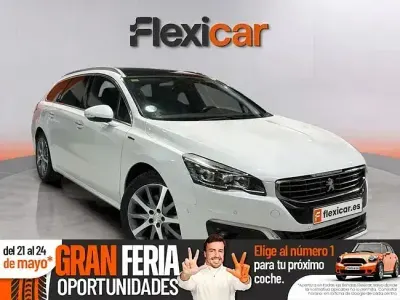 Usado Peugeot 508 SW GT-line 150 CV (110 kW) 2018 Blanco Familiar