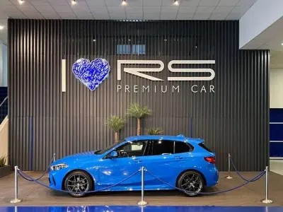 Usado BMW 116 Shadowline 136 CV (100 kW) 2021 Azul Utilitario