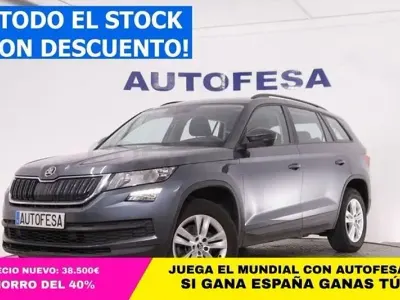 Usado Skoda Kodiaq Active 150 CV (110 kW) 2021 Gris / plata SUV