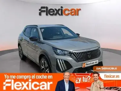 Usado Peugeot 2008 Allure 130 CV (95 kW) 2024 Gris SUV