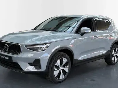 Usado Volvo XC40 Core 163 CV (119 kW) 2025 Gris / plata SUV