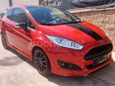 Rojo Usado 2016 Ford Fiesta Utilitario | 10.500 € (Precio justo)
