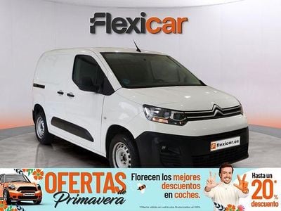 Usado Citroën Berlingo Live 102 CV (75 kW) 2021 Blanco Monovolumen