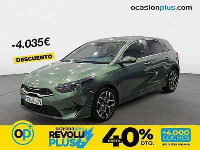 Usado Kia Ceed 120 CV (88 kW) 2022 Verde Utilitario