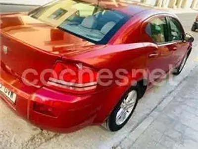 Usado Dodge Avenger SXT 140 CV (102 kW) 2010 Granate Berlina