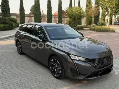 Usado Peugeot 308 SW Allure 180 CV (132 kW) 2022 Gris / plata Familiar