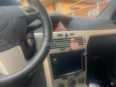Opel Astra GTC