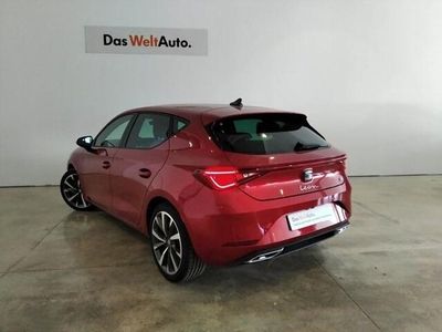 Rojo Usado 2024 Seat Leon FR Berlina | 25.000 € (Precio justo)