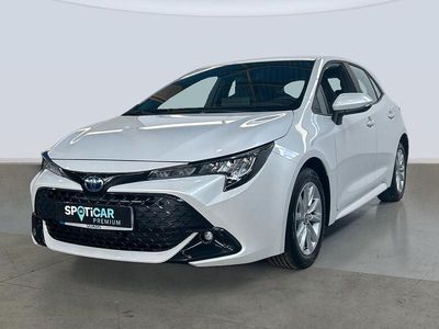 Usado Toyota Corolla Active 140 CV (102 kW) 2024 Blanco Berlina