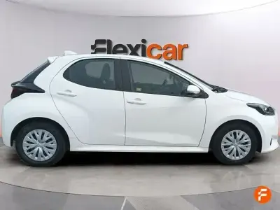 Usado Toyota Yaris Edition 125 CV (91 kW) 2023 Blanco Utilitario