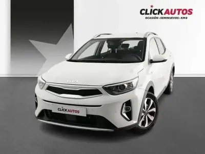 Usado Kia Stonic Active 101 CV (74 kW) 2026 Blanco SUV