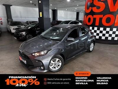 Usado Mazda 2 Center-Line 116 CV (85 kW) 2023 Gris / plata Berlina