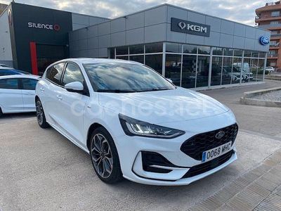 Blanco Usado 2023 Ford Focus ST-Line X Berlina | 18.990 € (Precio justo)