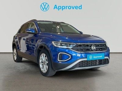 Begagnad VW T-Roc Life 110 HK (80 kW) 2024 Blå SUV