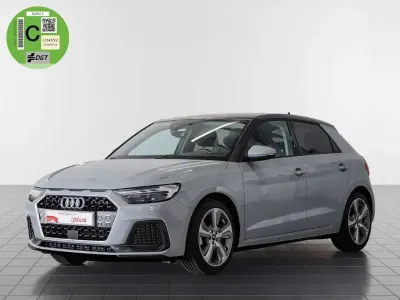 Usado Audi A1 Sportback Advanced Plus 95 CV (69 kW) 2022 Gris Utilitario