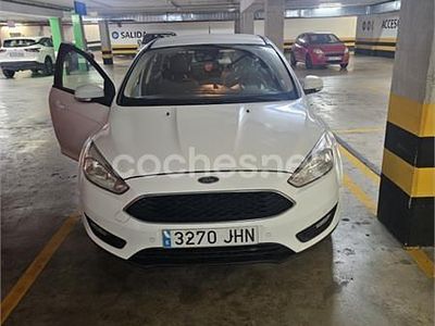 Usado Ford Focus Titanium 125 CV (91 kW) 2015 Blanco Berlina