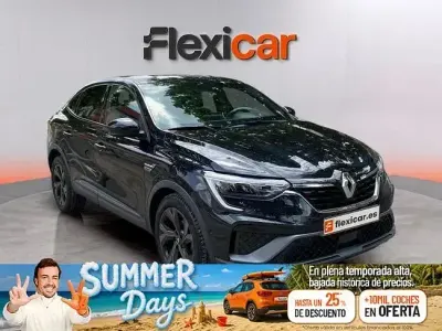 Usado Renault Arkana RS Line 140 CV (102 kW) 2022 Negro SUV
