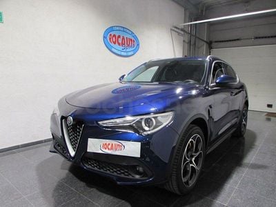 Usado Alfa Romeo Stelvio Executive 190 CV (139 kW) 2019 Azul SUV
