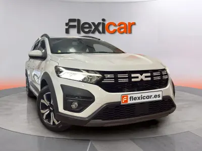 Usado Dacia Jogger Expression 110 CV (80 kW) 2023 Blanco Monovolumen