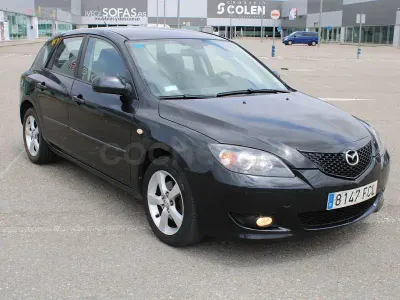 Usado Mazda 3 Active 109 CV (80 kW) 2006 Negro Berlina