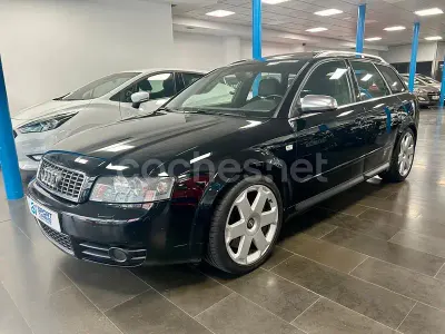 Usado Audi S4 344 CV (253 kW) 2004 Negro Familiar